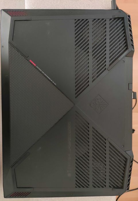 Vendo portátil HP OMEN 15-dc1044np