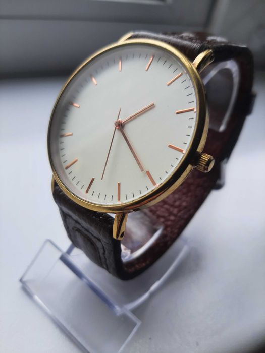 Продам Кварцовий годинник H&M