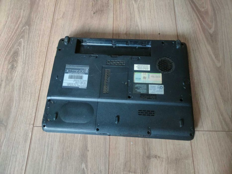 Laptop Toshiba satellite L300D-245