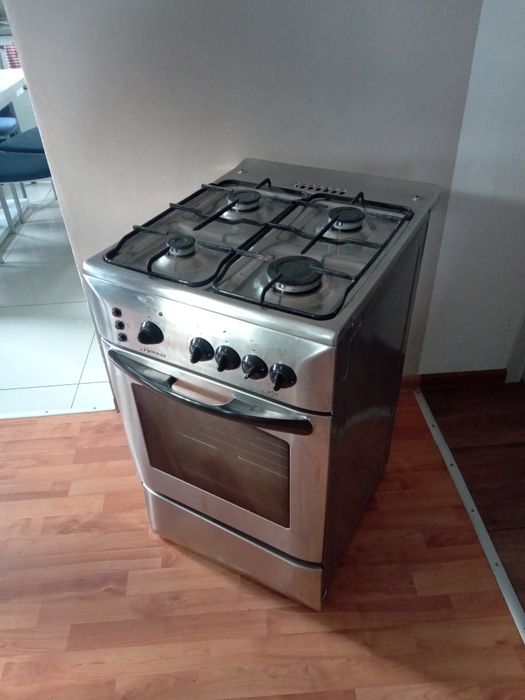 Kuchenka gazowa INOX szerokość 50cm  Mastercook