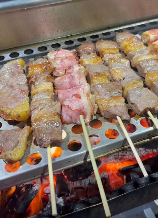 Porco no espeto, Grelhados no carvão