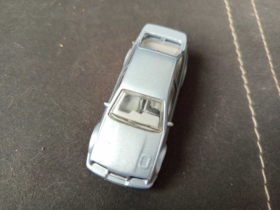 Custom hotwheels  Piękny Ford sierra