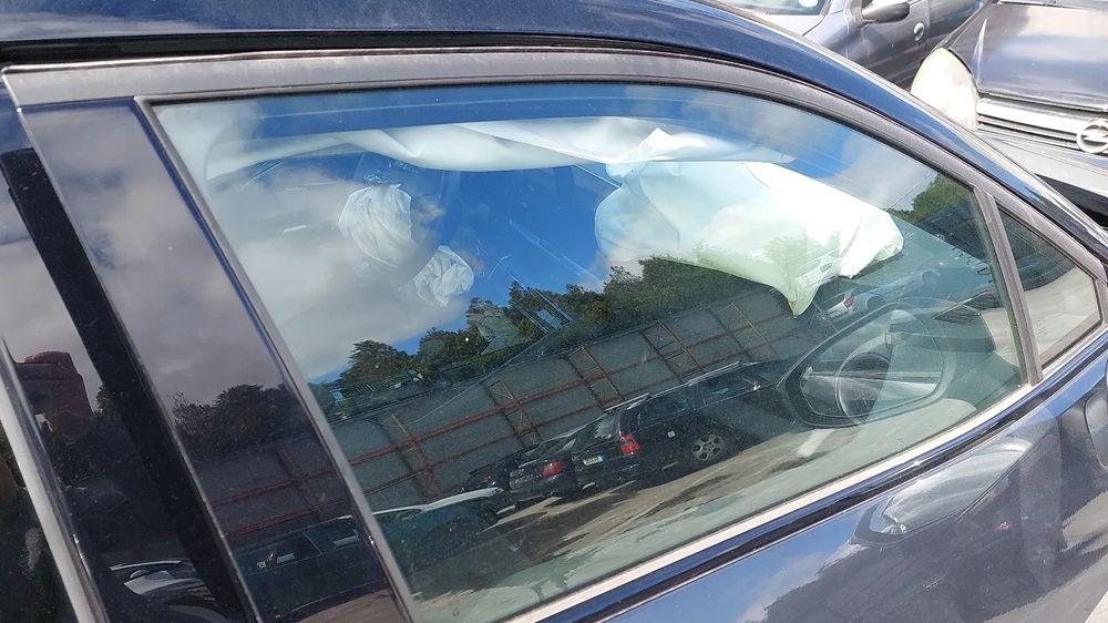 Porta frente direita TOYOTA C-HR (_X2_, _H2_)