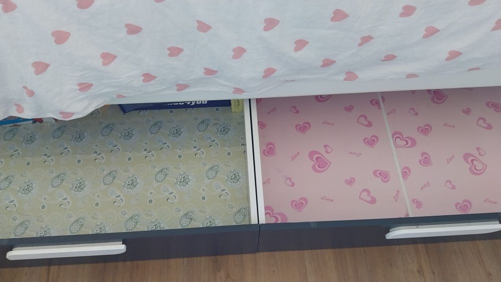 Cama IKEA usada com gavetão