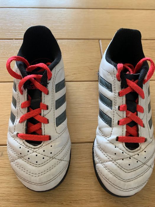 Buciki turfy do piłki nożnej w rozm. 29 Adidas