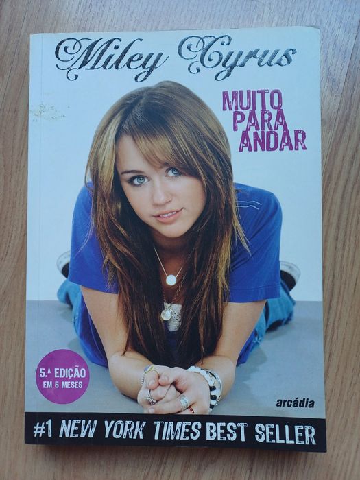 2 Livros Miley Cyrus