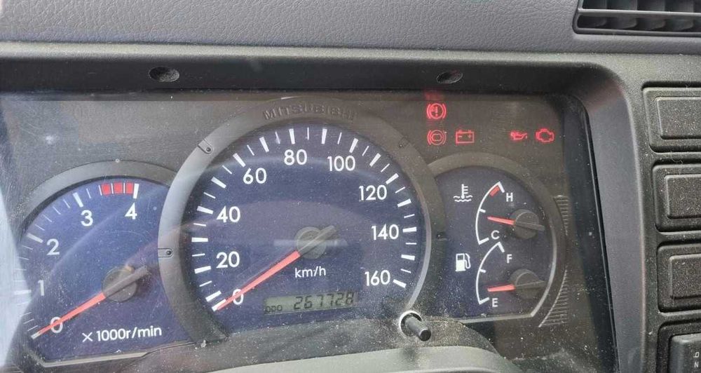 Mítsubishi canter fuso 7c15