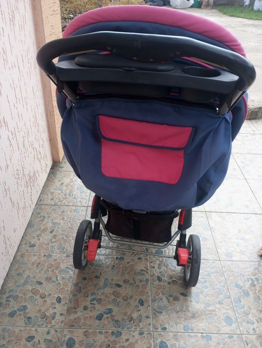 Дитяча коляска в хорошому стані