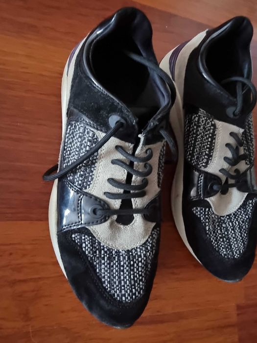 Tenis de senhora como novos