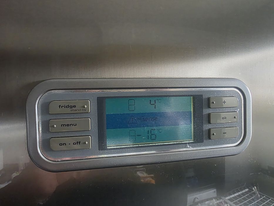 Frigorífico combinado Whirlpool INOX