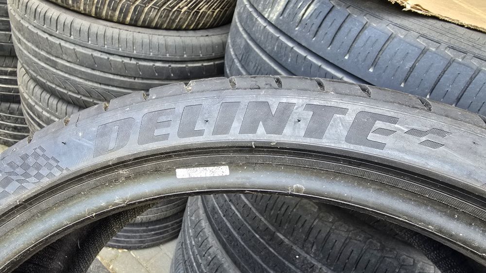 Opona letnia 245/35/20 Delinte deser Storm II