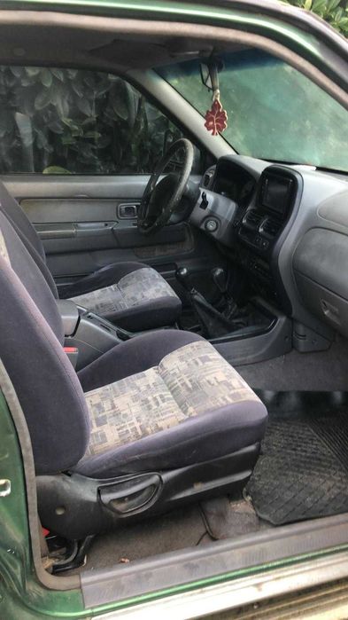 nissan navara 2,5tdi