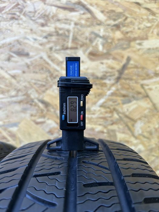 Пара шин 205/65R16C 107/105T PIRELLI CARRIER WINTER.гума резина шини