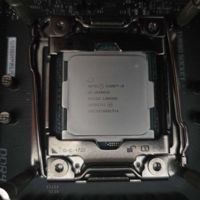 Combo i9-10980XE + MSI X299 Gaming M7 + 2x16GB DDR4 3000mz