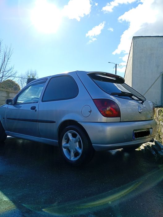 Ford fiesta com kit RS