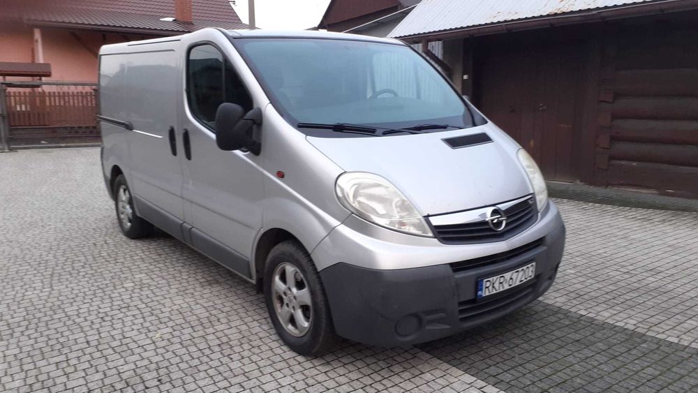 Opel Vivaro 2008r. 2.0 CDTI