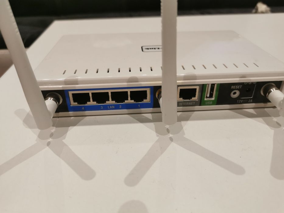 Router d link dir 655