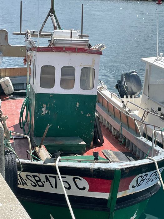 Barco de madeira