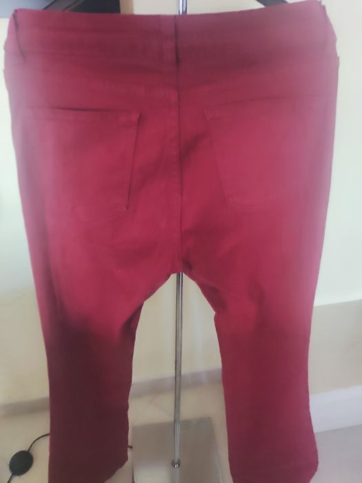 Calça vermelha marca brasileira