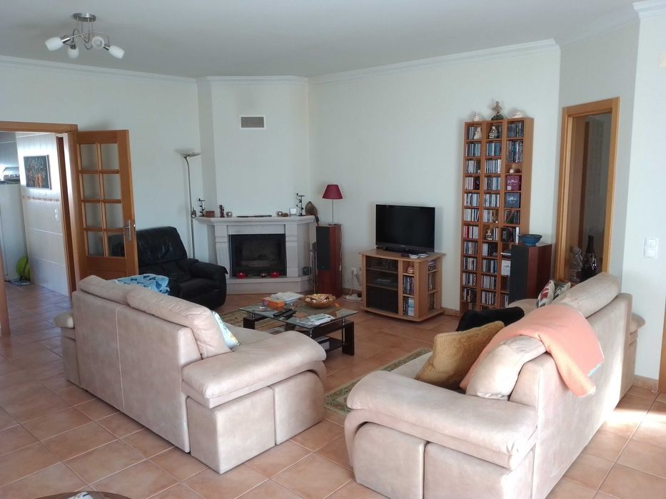 2 Sofás de sala em Nobuck + 8 banquetas (usados)