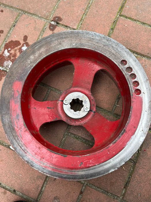 Шків  CNH 193999С3 привода наклонної камери Кейс 2388