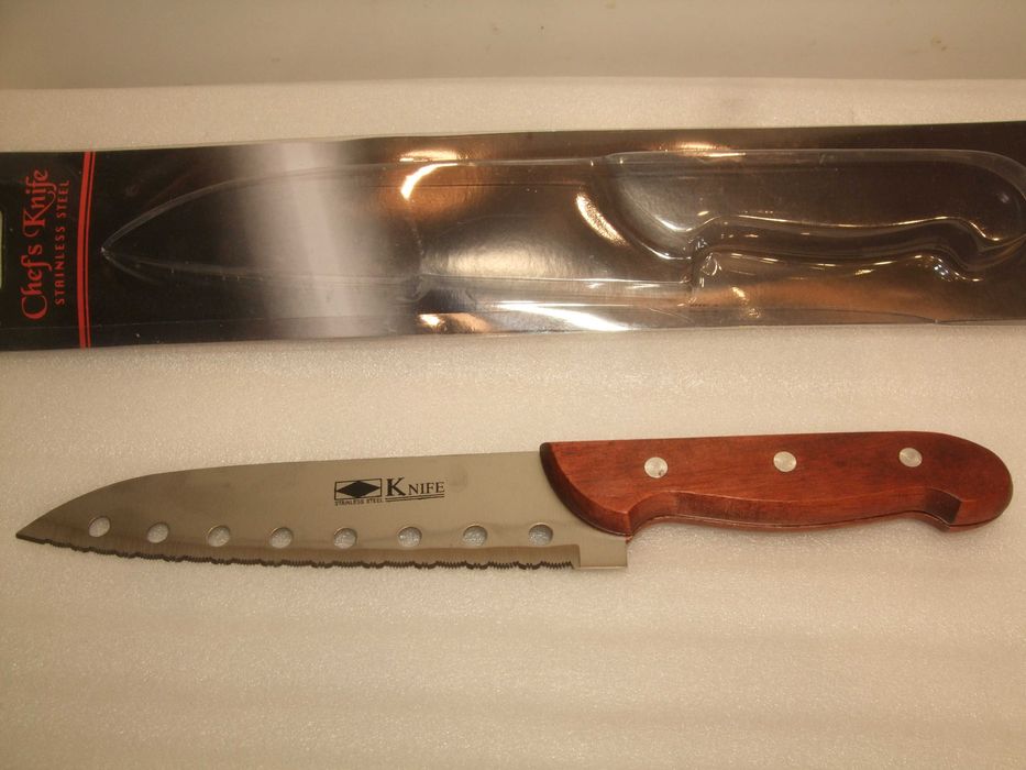 Nóż SZEFA KUCHNI z OTWORAMI Drobna Piłka do Warzyw PIECZYWA 16/30 cm.