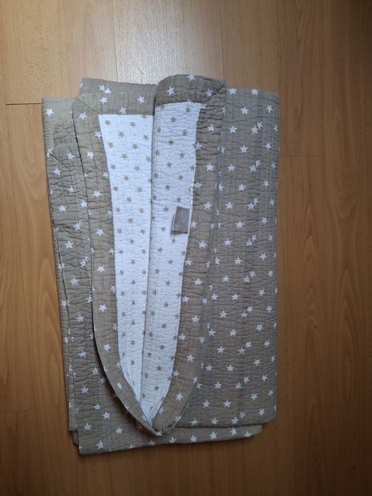 Colcha e almofadas cama criança zara home