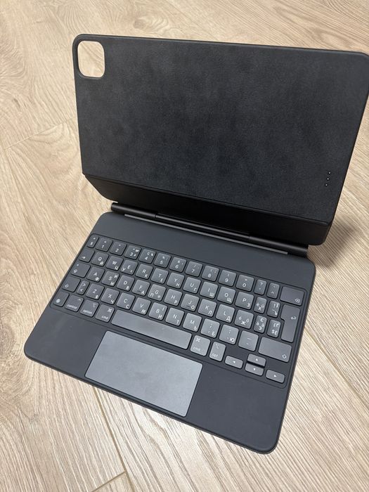 Чехол-клавиатура Magic Keyboard Apple for iPad