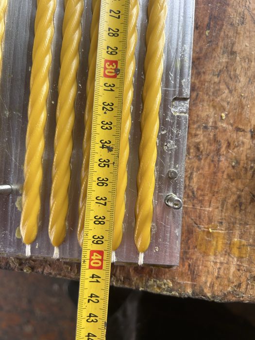 Форма для виготовлення свічок кручена