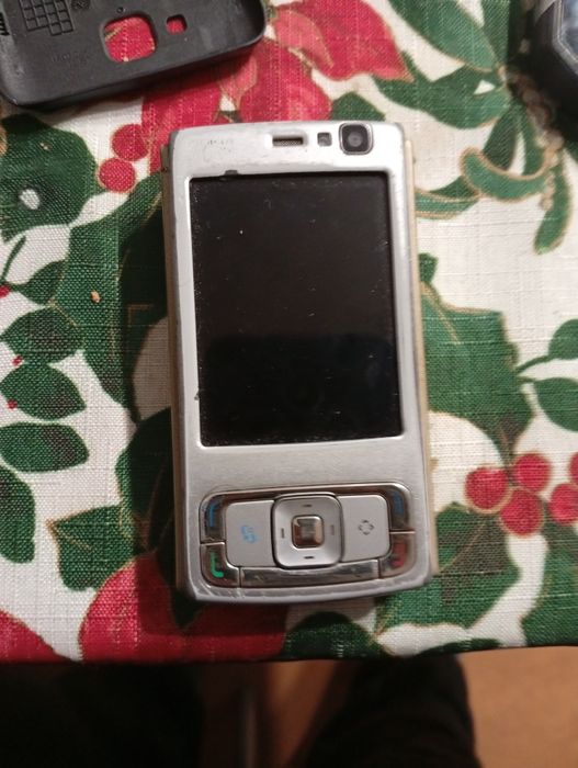 Sprzedam zbiór starych telefonów