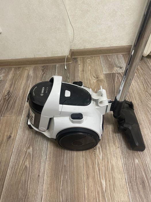 Пилосос без мішка BOSCH BGS05A225