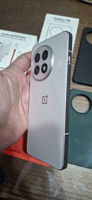 Troco/Vendo Oneplus 13R 5G