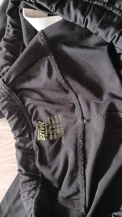Spodenki 3/4 do biegania Crivit czarne XL