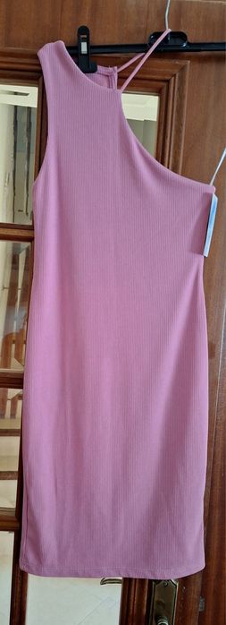 Lote de 8 vestidos novos com etiqueta