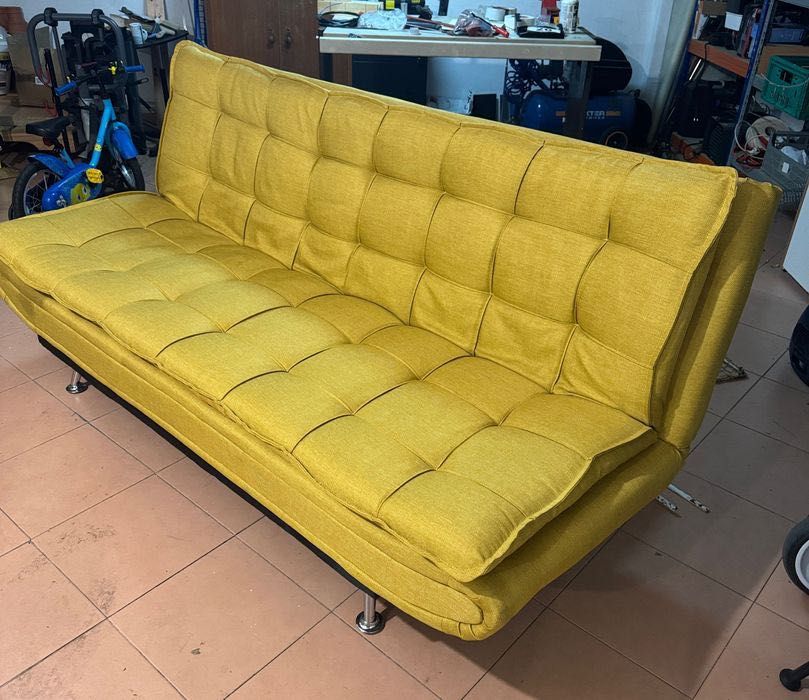 Sofá Amarelo Conforama