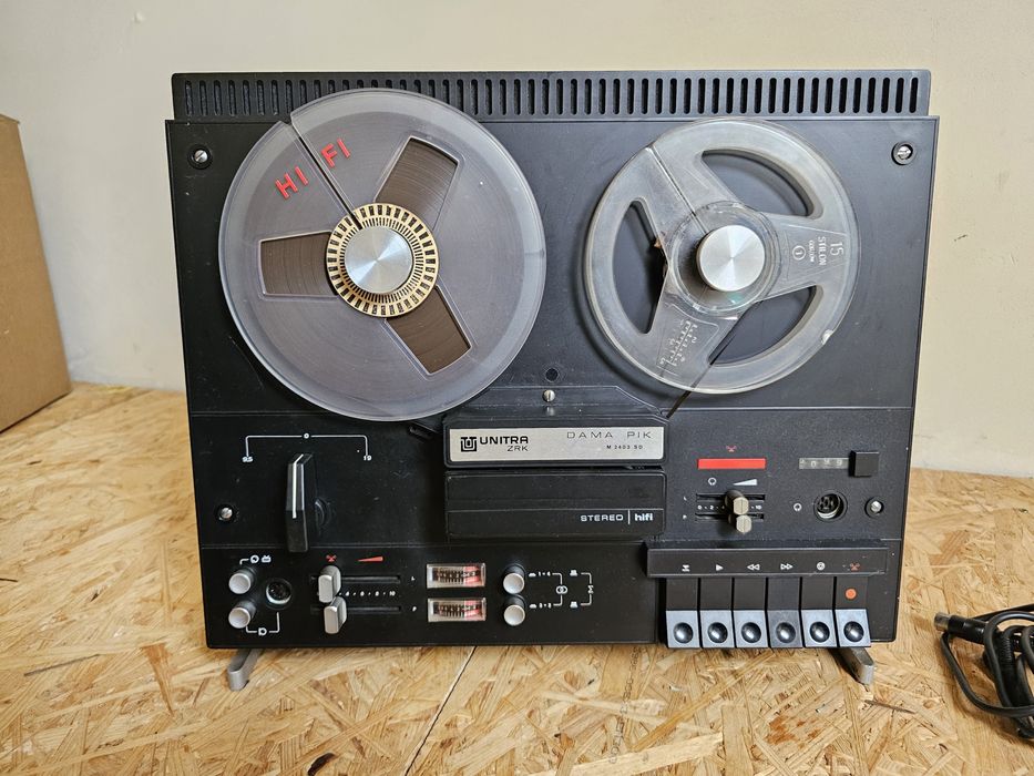 Magnetofon szpulowy Unitra ZRK M-2403 SD +  13 taśm