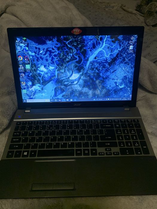 Ноудбук асер в норм стані