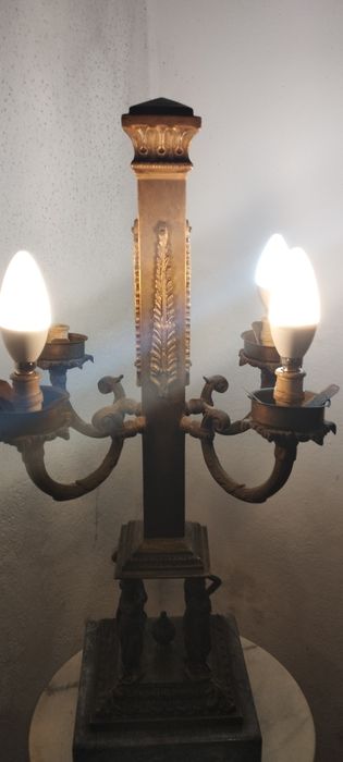 Candeeiro de Mesa Império