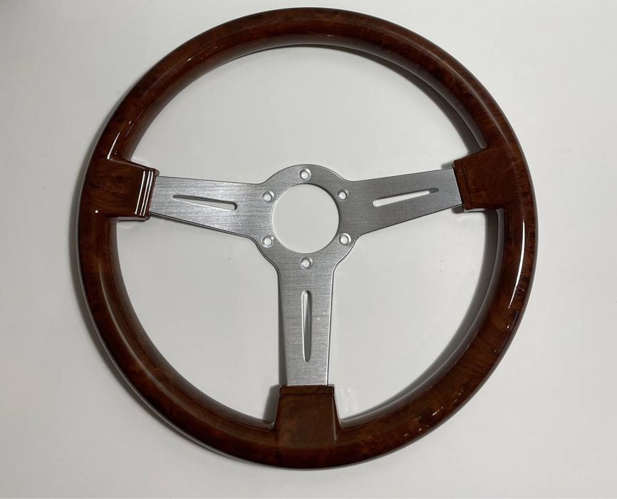 Продам новый руль  Nardi 14 дюймов 350 мм черный глянец и из красного