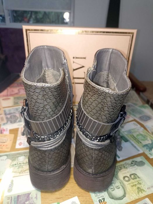 Полусапожки женские. Новые