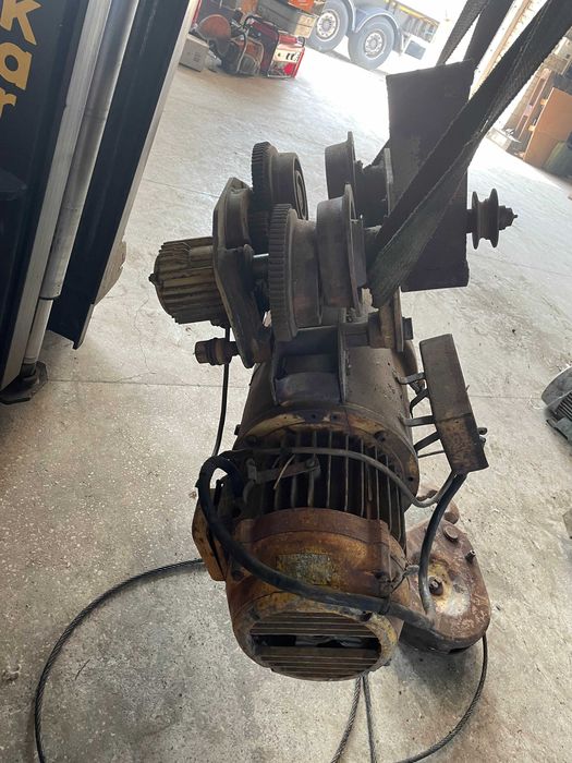 Таль (тельфер) балканкар 3,2т. б/в