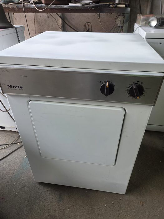 Secador de roupa miele profissional .