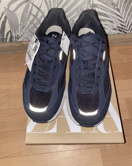 Нові кросівки Zara замш 41 розмір