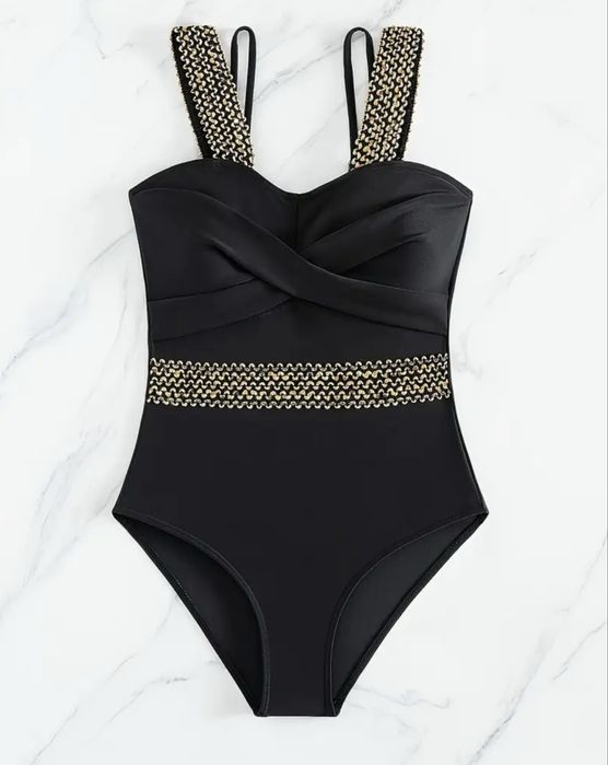 Суцільний чорний купальник 42 s з паєтками / сдельный купальник