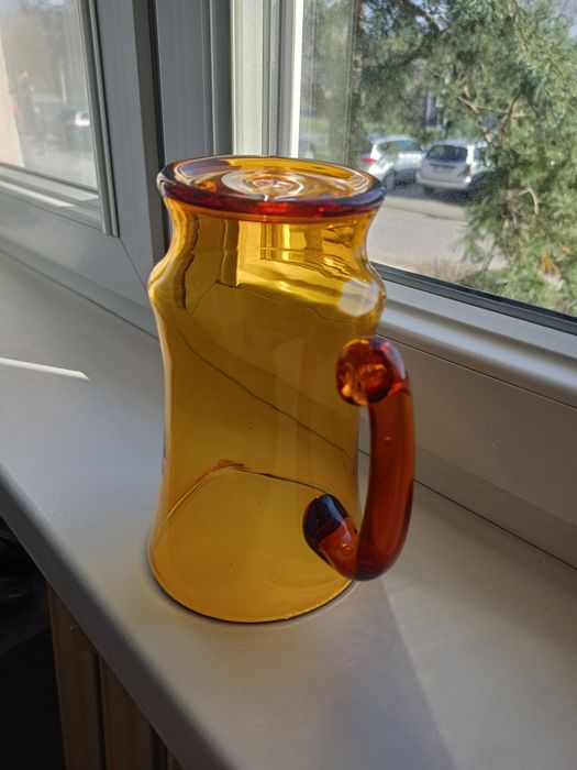 Dzbanek PRL kolor miodowy Warto !!