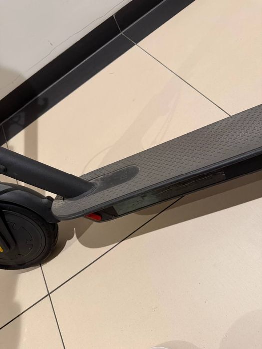 Hulajnoga Xiaomi Mi Electric Scooter 1S