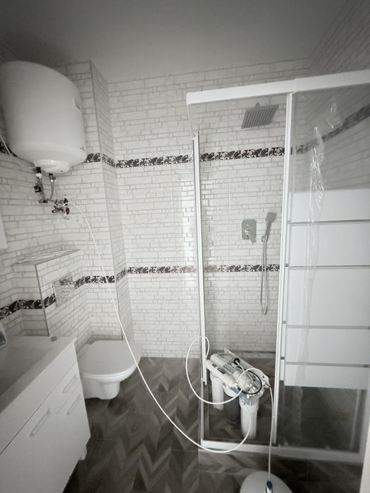 Світло єПродажа 1 комнатной квартиры, Голосеевский район,Ракетная 24,