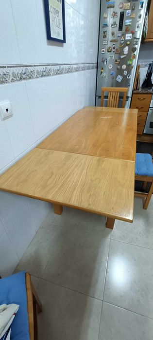 Mesa de cozinha extensível