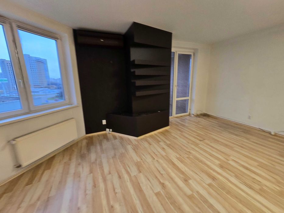 Вільна! Від власника! Продаж 4-к квартири вул. Раїси Окіпної 4. 5 пов.