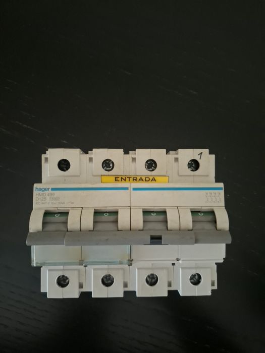 Disjuntor Hager HMD499 125A 4P Curva D 15kA